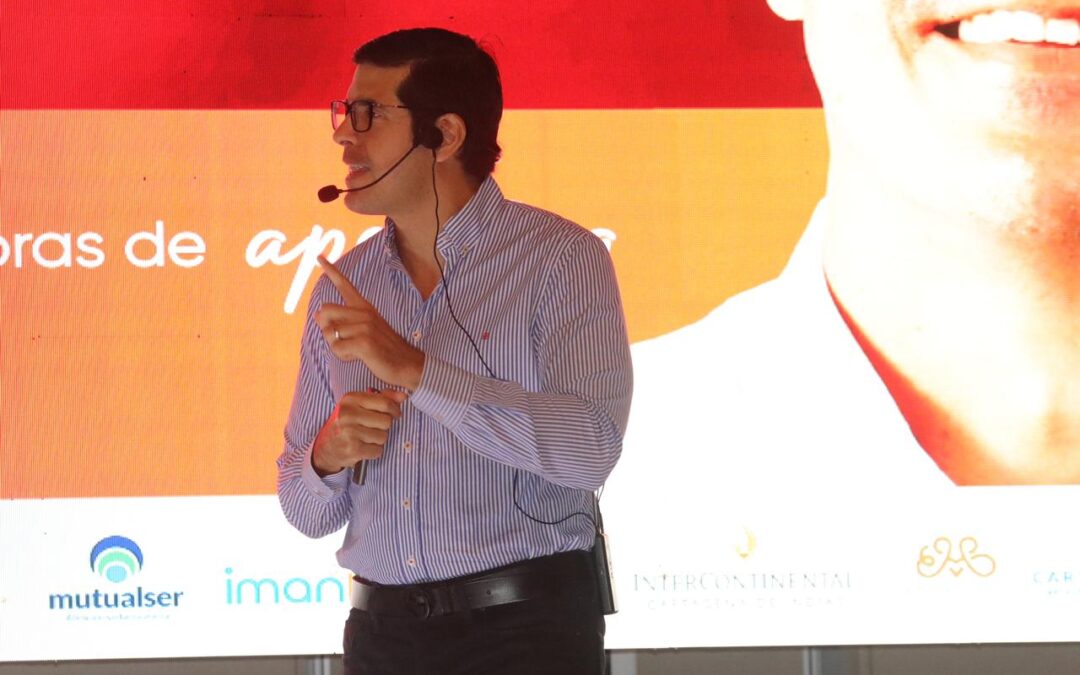 Cámara de Comercio de Cartagena realizó el IV Foro de Experiencia en el Servicio