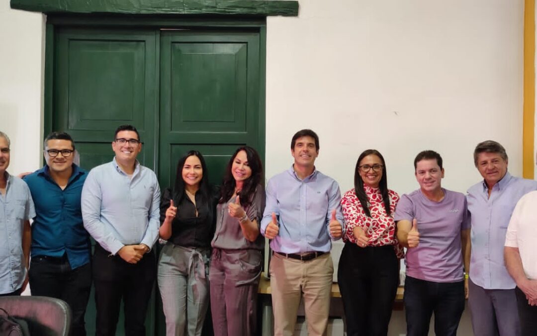 Con grandes resultados, Juan Pablo Vélez deja la presidencia ejecutiva de la Cámara de Comercio de Cartagena. Andrea Piña Gómez, es la nueva Presidenta Ejecutiva (e).